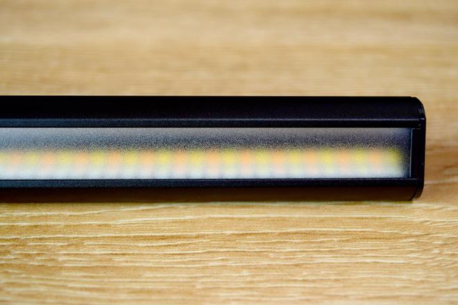 解锁护眼新科技！书客SKR1屏幕挂灯轻松解决桌面三大痛点问题！(图6)